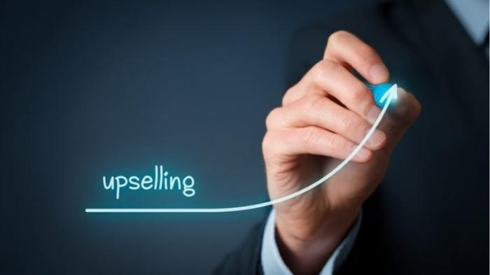 up-meaning-in-online-selling-upselling-examples-and-tips-ginee